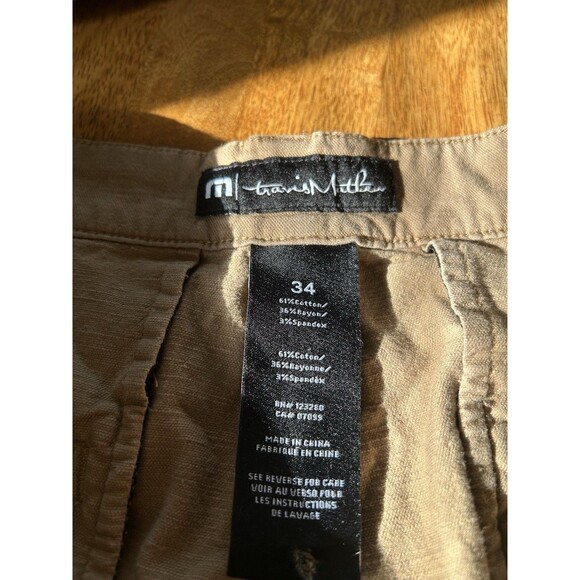 Travis Mathew Khaki Shorts Performance Golf Casual Pockets Size 34  34x10 - Picture 3 of 9